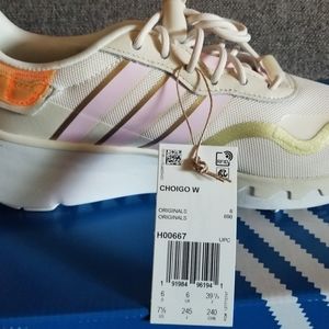 New Adidas Choigo